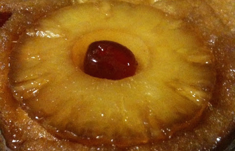 Pineapple Upside Down Cake - inpsired by The PIoneer Woman. As deliciously retro as it sounds! | Veggie Mama
