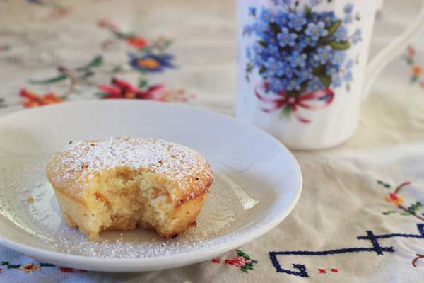 Little lemon cakes | Veggie Mama