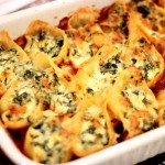 One way to eat spinach without complaints! Creamy, cheesy spinach stuffed shells on theveggiemama.com